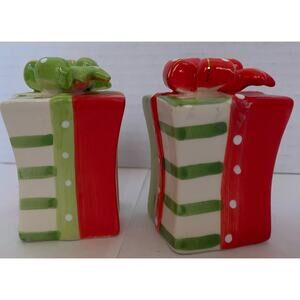 Cracker Barrel Mingle & Jingle Christmas Gift Salt & Pepper Shakers Ceramic